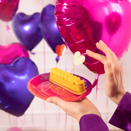 Talerzyki papierowe Love 18cm,6szt.