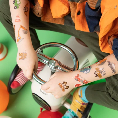 Tatuaże zmywalne Auta 17szt.