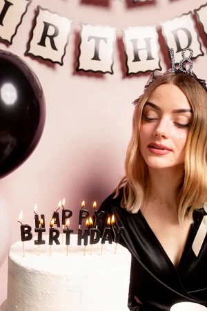 Świeczki urodzinowe Happy Birthday, 2.5 cm, czarny