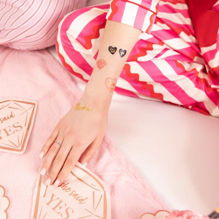 Tatuaże zmywalne Bride to be 19 szt. zestaw