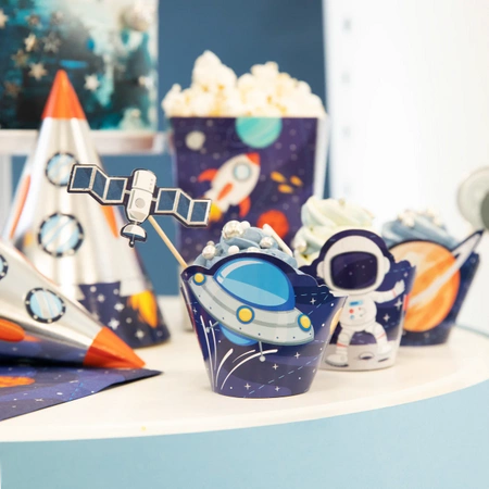 Papilotki do muffinek Kosmos 8szt. zestaw