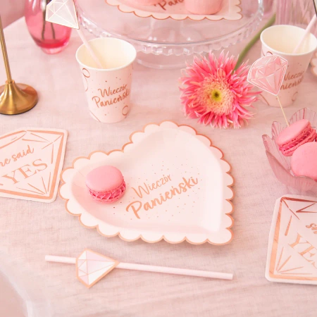 Talerzyki papierowe Wieczór Panieński Serce różowe 9", 6 szt.