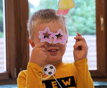 Rekwizyty do zdjęć Pokoloruj Sam - Piłka Nożna, 10 elementów