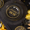 Talerzyk papierowy Happy New Year czarno-złoty, 6szt.