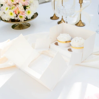 Pudełko na babeczki z przezroczystym okienkiem 2 szt.